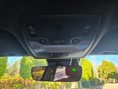 Used 2018 Lexus IS 300 F Sport image 25