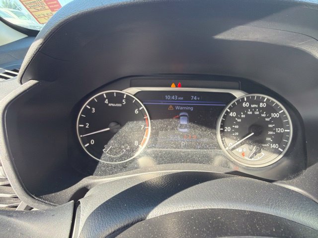 Used 2025 Nissan Altima 2.5 SV FWD image 21