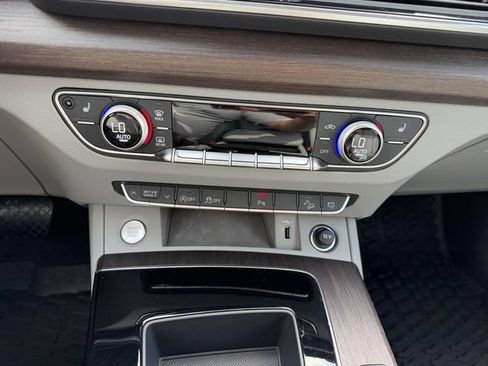 Certified 2023 Audi Q5 2.0T Premium w/ Convenience Package AWD/4WD image 23