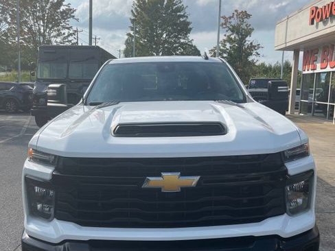 Used 2024 Chevrolet Silverado 2500 W/T w/ WT Convenience Package RWD image 6