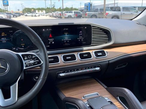 Used 2020 Mercedes-Benz GLE 350 4MATIC image 7