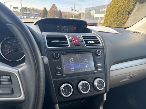 Used 2016 Subaru Forester 2.5i w/ Popular Package #1 image 11
