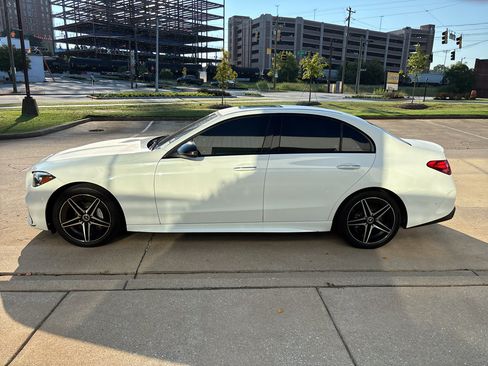 Used 2023 Mercedes-Benz C 300 Sedan image 5