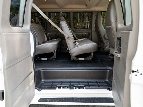 New 2025 Chevrolet Express 2500 Extended image 11