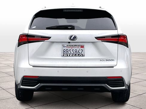 Used 2018 Lexus NX 300h AWD image 7