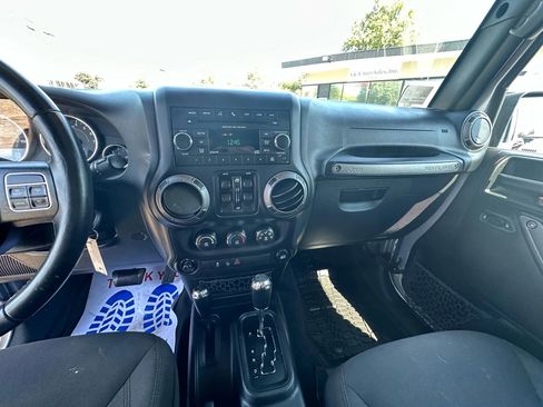 Used 2017 Jeep Wrangler Unlimited Sport w/ Quick Order Package 24S image 12