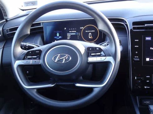 Used 2024 Hyundai Tucson SEL FWD image 14