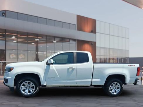 Used 2020 Chevrolet Colorado LT w/ Safety Package image 5