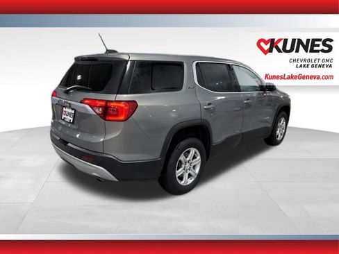 Used 2019 GMC Acadia SLE w/ LPO, Floor Liner Package image 4