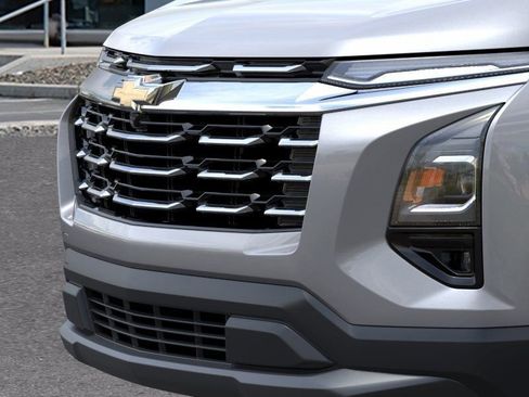 New 2026 Chevrolet Equinox LT AWD/4WD image 13