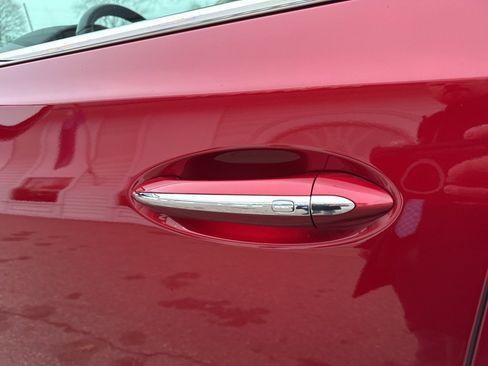 Certified 2024 Buick Enclave Essence w/ Technology Package image 11