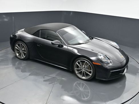 Certified 2024 Porsche 911 Carrera RWD image 18