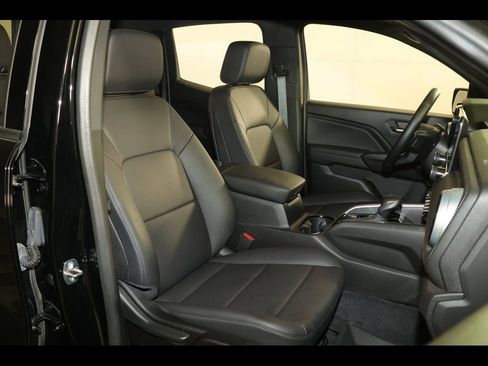 Used 2023 Chevrolet Colorado LT w/ LT Convenience Package III image 29