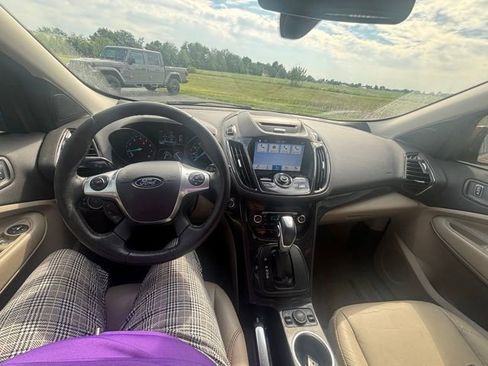 Used 2016 Ford Escape Titanium AWD/4WD image 10