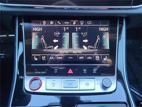 New 2026 Audi SQ8 Prestige image 18