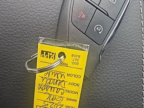 Certified 2025 GMC Canyon Denali image 27