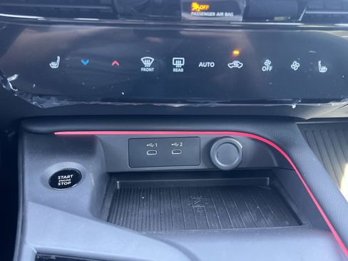New 2026 Nissan Sentra SV w/ SV Convenience Package FWD image 7
