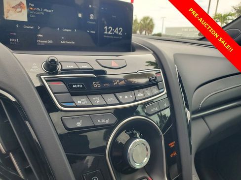 Used 2025 Acura RDX SH-AWD image 31