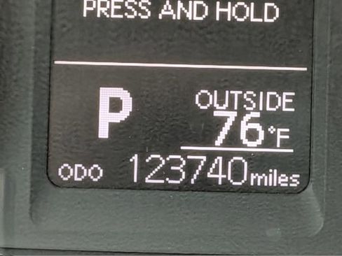 Used 2019 Toyota Corolla L image 33