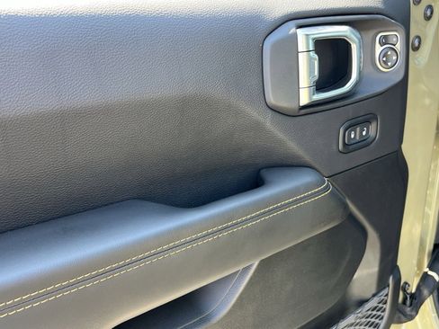 Used 2025 Jeep Wrangler Unlimited Rubicon 392 AWD/4WD image 23