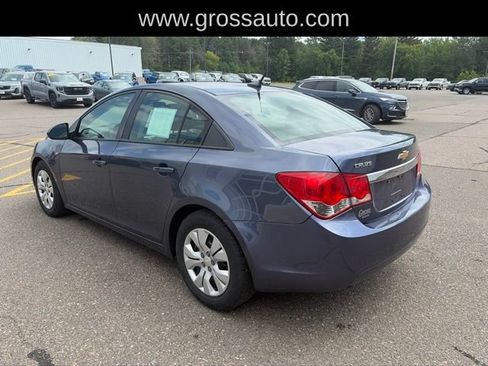 Used 2013 Chevrolet Cruze LS FWD image 5