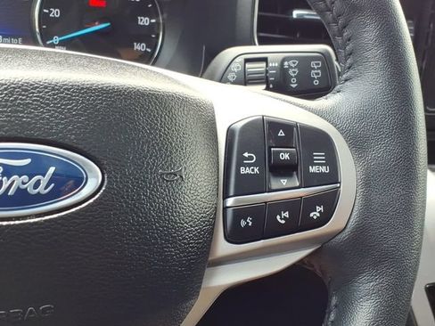 Certified 2023 Ford Explorer XLT w/ Equipment Group 202A AWD/4WD image 23