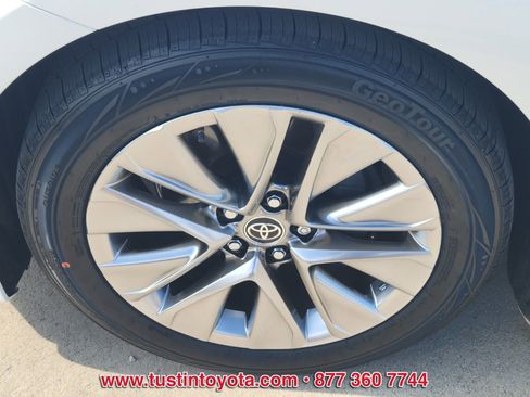 Certified 2023 Toyota Mirai XLE w/ Advanced Technology Package image 8