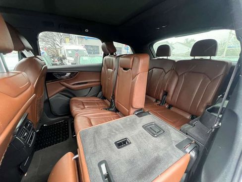 Used 2017 Audi Q7 3.0T Premium Plus w/ Premium Plus Package image 38