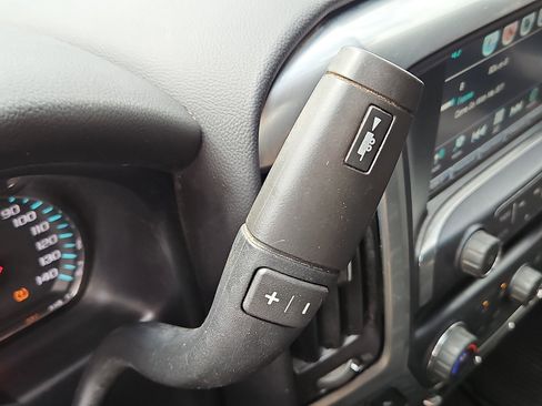 Used 2017 Chevrolet Silverado 1500 LT w/ All Star Edition image 13