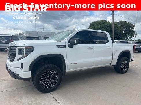 Used 2023 GMC Sierra 1500 AT4 w/ Technology Package AWD/4WD image 1