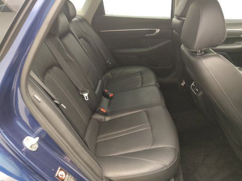 Used 2022 Hyundai Sonata Limited w/ Preferred Accessory Package FWD image 19