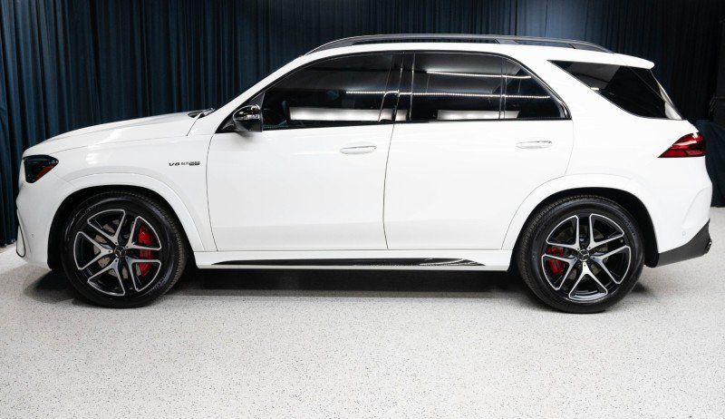 New 2026 Mercedes-Benz GLE 63 AMG S image 9