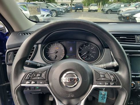 Used 2018 Nissan Rogue S AWD/4WD image 23