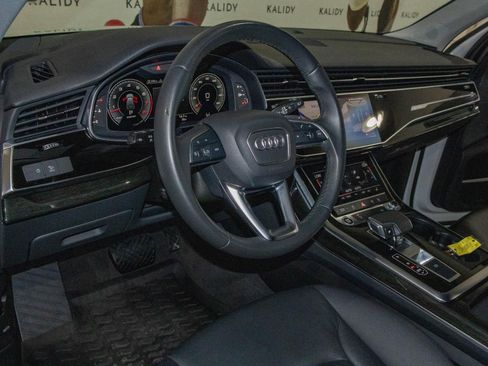 Used 2022 Audi Q7 Premium Plus image 5