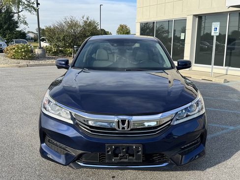 Used 2017 Honda Accord EX-L image 14