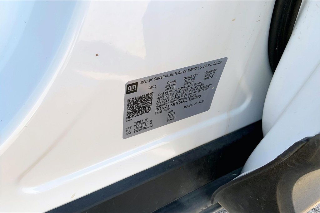 Used 2024 GMC Terrain SLE FWD image 18