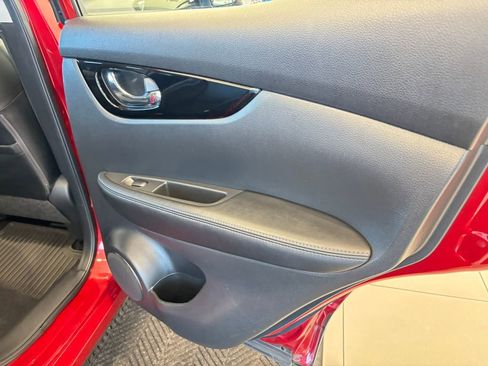 Certified 2021 Nissan Rogue Sport SL w/ Premium Package image 31