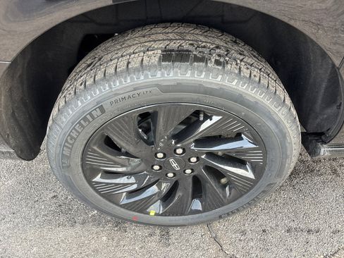 New 2026 Lincoln Navigator L Reserve w/ Jet Appearance Package image 10