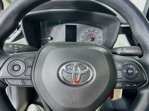 Used 2023 Toyota Corolla LE FWD image 16