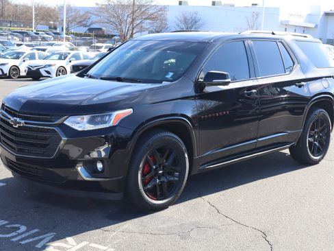 Used 2020 Chevrolet Traverse Premier w/ Redline Edition image 5