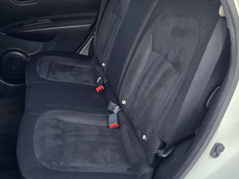 Used 2014 Nissan Rogue S w/ Convenience Package image 11