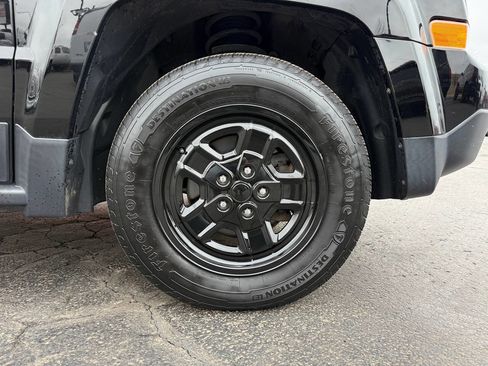 Used 2015 Jeep Patriot Sport w/ Power Value Group image 9