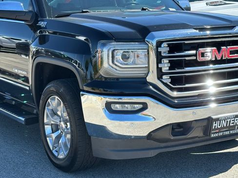 Used 2018 GMC Sierra 1500 SLT w/ SLT Premium Package AWD/4WD image 10