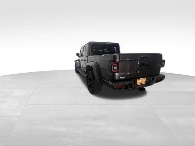 Certified 2021 Jeep Gladiator Overland AWD/4WD image 11