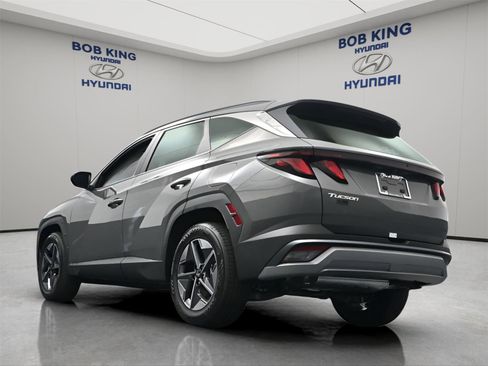 New 2026 Hyundai Tucson SEL FWD image 12