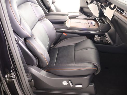 New 2026 Lincoln Navigator Black Label AWD/4WD image 15