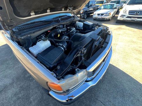 Used 2003 GMC Sierra 1500 W/T image 17