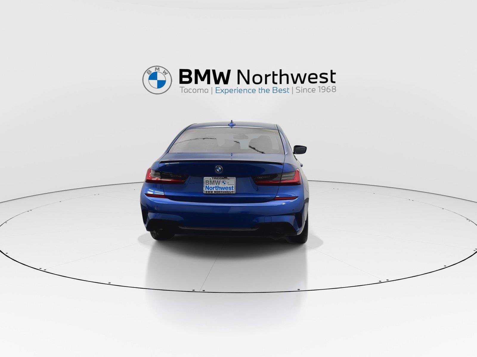 Used 2022 BMW 330i xDrive Sedan w/ M Sport Package AWD/4WD image 2