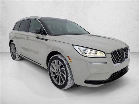 Used 2022 Lincoln Corsair Grand Touring w/ Elements Technology Bundle image 3