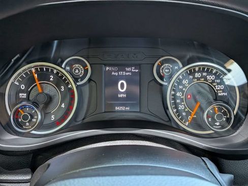 Used 2020 RAM 2500 Big Horn AWD/4WD image 29